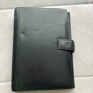 Tumi Leather portfolio